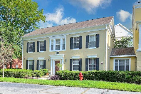 Townhouse in Celebration, Florida 4 bedrooms, 174.47 sq.m. № 1317167 - photo 1