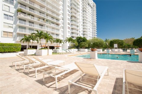 Condominio en venta en Aventura, Florida, 1 dormitorio, 99.03 m2 № 1330820 - foto 7