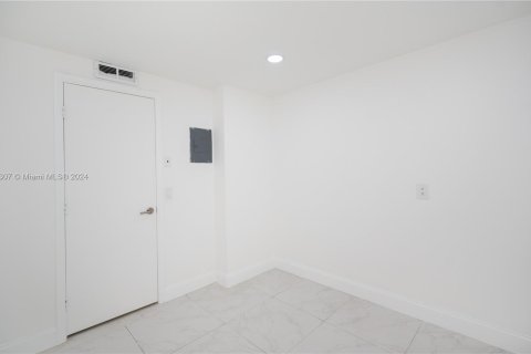 Copropriété à vendre à Aventura, Floride: 1 chambre, 99.03 m2 № 1330820 - photo 23