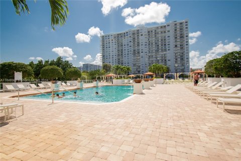 Copropriété à vendre à Aventura, Floride: 1 chambre, 99.03 m2 № 1330820 - photo 6