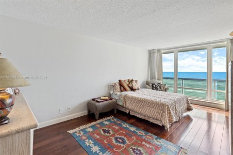 Condominio en venta en Fort Lauderdale, Florida, 2 dormitorios, 174.66 m2 № 1427432 - foto 21