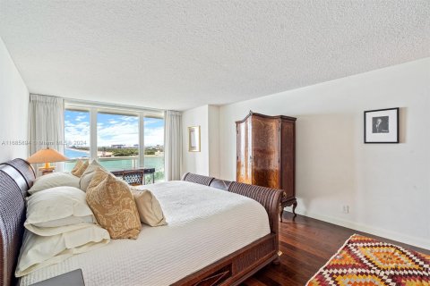 Copropriété à vendre à Fort Lauderdale, Floride: 2 chambres, 174.66 m2 № 1427432 - photo 16