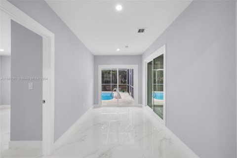 Villa ou maison à vendre à Pembroke Pines, Floride: 4 chambres, 153.1 m2 № 1423691 - photo 17