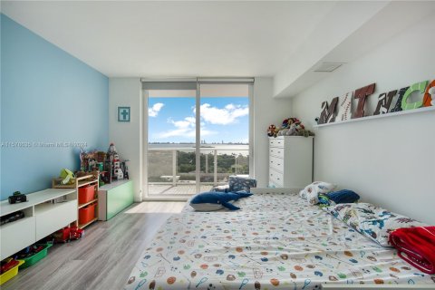 Copropriété à vendre à Miami, Floride: 3 chambres, 133.59 m2 № 1151260 - photo 14