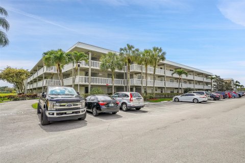 Condominio en venta en Boca Raton, Florida, 2 dormitorios, 88.72 m2 № 1104611 - foto 2