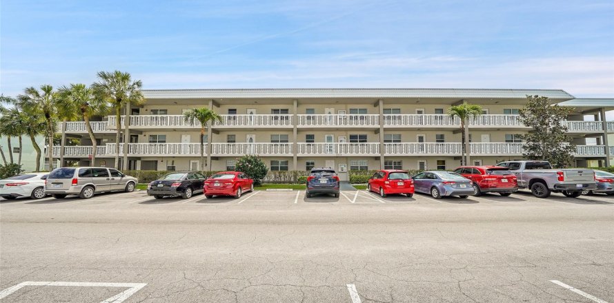 Condominio en Boca Raton, Florida, 2 dormitorios  № 1104611