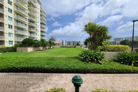 Copropriété à vendre à Fort Lauderdale, Floride: 2 chambres, 111.48 m2 № 1104654 - photo 14