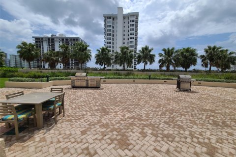 Copropriété à vendre à Fort Lauderdale, Floride: 2 chambres, 111.48 m2 № 1104654 - photo 11