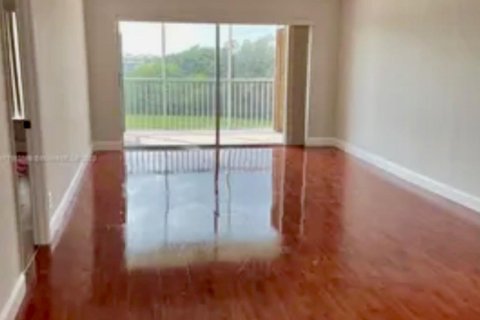 Copropriété à vendre à Pompano Beach, Floride: 1 chambre, 89.19 m2 № 1104612 - photo 25