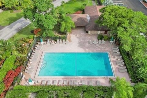 Condo in Pompano Beach, Florida, 1 bedroom  № 1104612 - photo 2