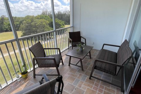 Copropriété à vendre à Pompano Beach, Floride: 1 chambre, 89.19 m2 № 1104612 - photo 10