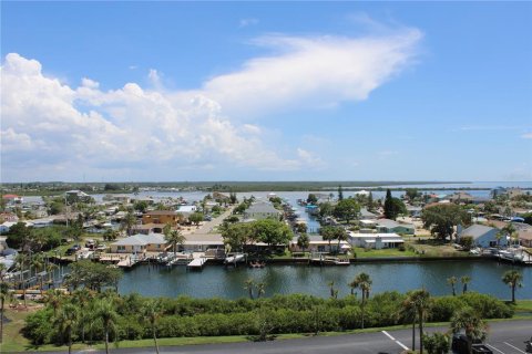 Condo in Hudson, Florida, 1 bedroom  № 1286122 - photo 26