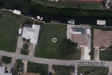 Terreno en venta en Englewood, Florida № 557832 - foto 1