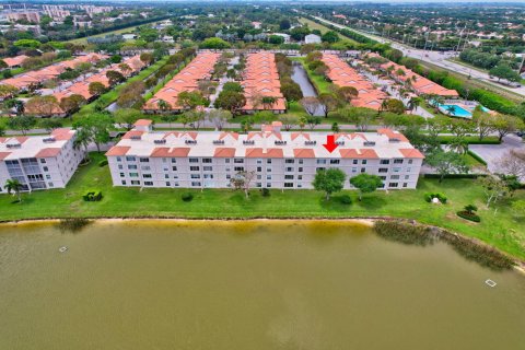 Condominio en venta en Delray Beach, Florida, 2 dormitorios, 139.35 m2 № 1098847 - foto 1