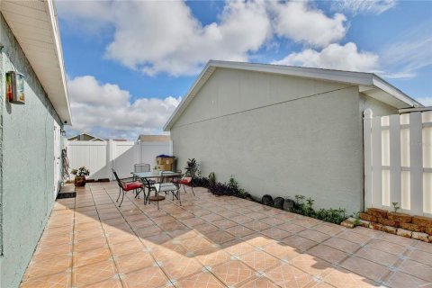 Casa en venta en Kissimmee, Florida, 4 dormitorios, 117.52 m2 № 1362081 - foto 24