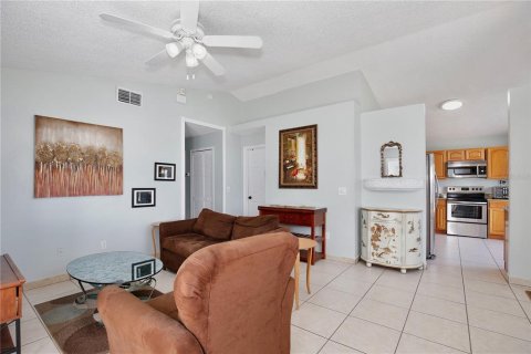 Casa en venta en Kissimmee, Florida, 4 dormitorios, 117.52 m2 № 1362081 - foto 7