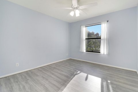 Condo in Stuart, Florida, 2 bedrooms  № 1221346 - photo 8