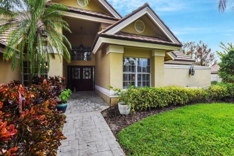 Casa en venta en Estero, Florida, 3 dormitorios, 284.19 m2 № 1392772 - foto 4