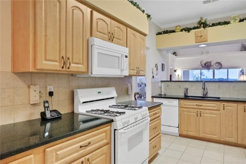 Casa en venta en Winter Haven, Florida, 3 dormitorios, 192.31 m2 № 1392773 - foto 10