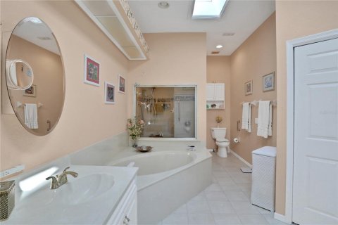 Casa en venta en Winter Haven, Florida, 3 dormitorios, 192.31 m2 № 1392773 - foto 20