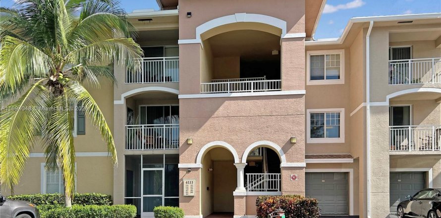 Condo in West Palm Beach, Florida, 2 bedrooms  № 1443502