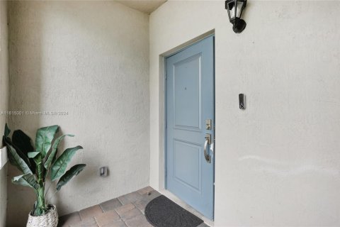 Townhouse in Homestead, Florida 3 bedrooms, 159.05 sq.m. № 1238375 - photo 4