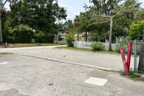 Commercial property in DeLand, Florida 238.02 sq.m. № 553768 - photo 13