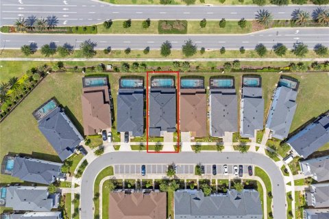 Villa ou maison à vendre à Kissimmee, Floride: 9 chambres, 405.33 m2 № 1338783 - photo 6