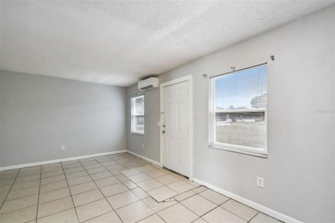 Propiedad comercial en venta en Auburndale, Florida, 189.52 m2 № 1167490 - foto 8