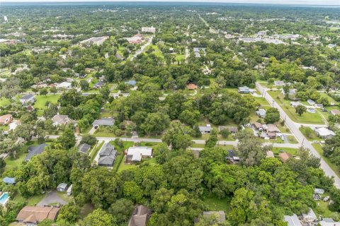 House in DeLand, Florida 3 bedrooms, 149.76 sq.m. № 1317844 - photo 17