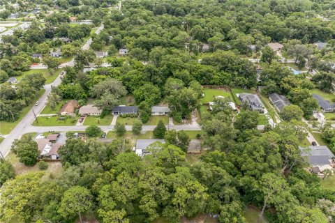 House in DeLand, Florida 3 bedrooms, 149.76 sq.m. № 1317844 - photo 26