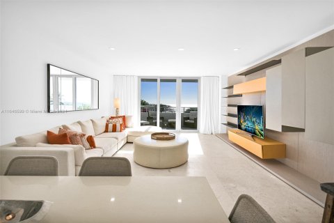 Condominio en venta en Miami Beach, Florida, 2 dormitorios, 120.87 m2 № 1329410 - foto 2