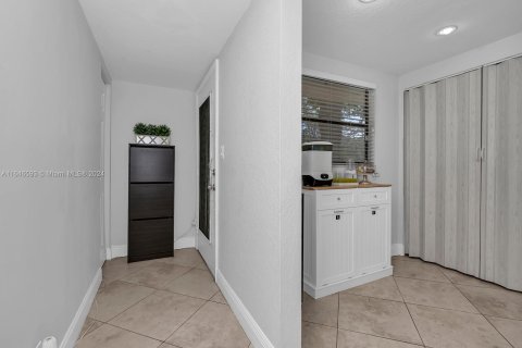 Copropriété à vendre à Coconut Creek, Floride: 2 chambres, 117.8 m2 № 1329408 - photo 6