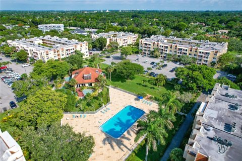 Condo in Miami, Florida, 1 bedroom  № 1329407 - photo 17