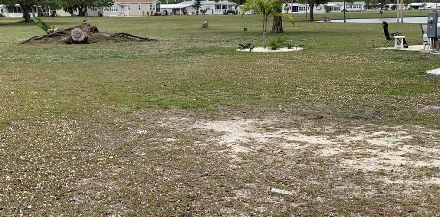 Terreno en Port Charlotte, Florida № 1217898