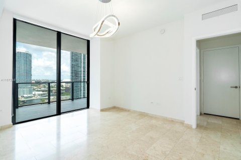 Condo in Miami, Florida, 2 bedrooms  № 1395054 - photo 18