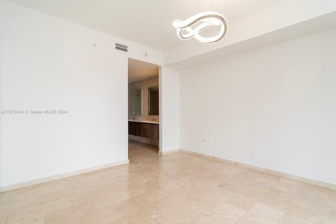 Condo in Miami, Florida, 2 bedrooms  № 1395054 - photo 19