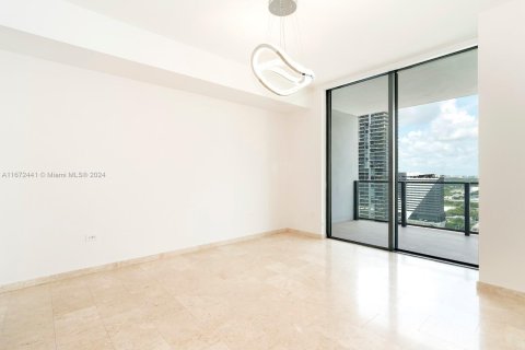 Condo in Miami, Florida, 2 bedrooms  № 1395054 - photo 17