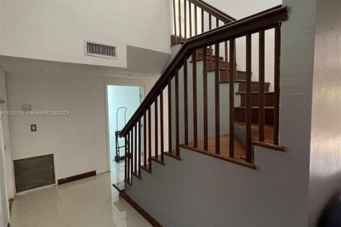 Villa ou maison à vendre à Homestead, Floride: 5 chambres, 200.02 m2 № 1099824 - photo 2