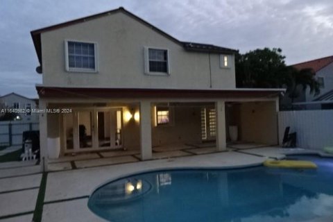 House in Homestead, Florida 3 bedrooms, 188.31 sq.m. № 1316685 - photo 6