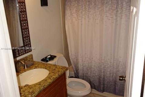 House in Homestead, Florida 3 bedrooms, 188.31 sq.m. № 1316685 - photo 19