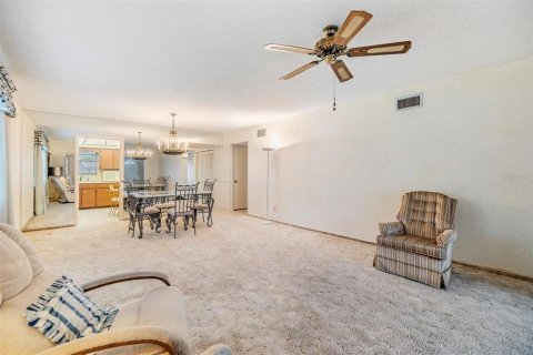 Copropriété à vendre à Clearwater, Floride: 2 chambres, 130.06 m2 № 1359287 - photo 12