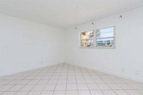 Condominio en venta en Dania Beach, Florida, 1 dormitorio, 74.32 m2 № 1224535 - foto 26