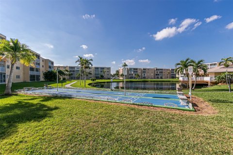 Condominio en venta en Dania Beach, Florida, 1 dormitorio, 74.32 m2 № 1224535 - foto 2