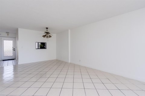 Condominio en venta en Dania Beach, Florida, 1 dormitorio, 74.32 m2 № 1224535 - foto 28