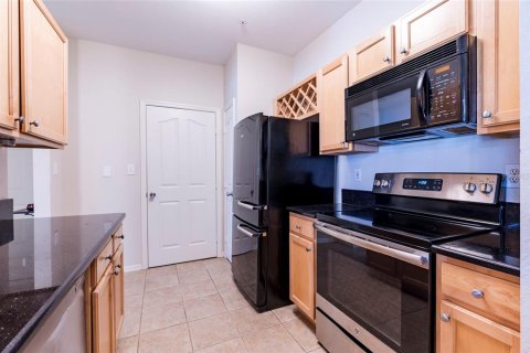 Condo in Tampa, Florida, 2 bedrooms  № 1425722 - photo 7