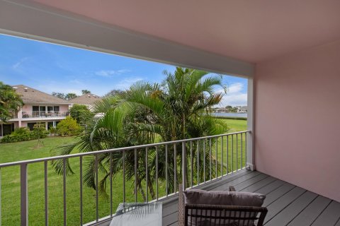 Condominio en venta en Vero Beach, Florida, 2 dormitorios, 159.79 m2 № 965931 - foto 9