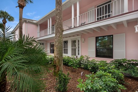Copropriété à vendre à Vero Beach, Floride: 2 chambres, 159.79 m2 № 965931 - photo 11