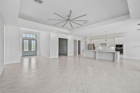 House in Port Charlotte, Florida 3 bedrooms, 248.61 sq.m. № 1340481 - photo 7