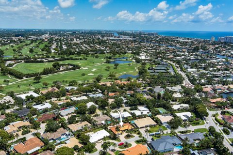 House in Fort Lauderdale, Florida 3 bedrooms, 207.64 sq.m. № 1187737 - photo 15